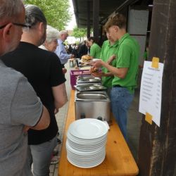 2025-05-31bis06-01_Pfarrfest_Besuch_Pfarre-Pinsdorf_084_.jpg