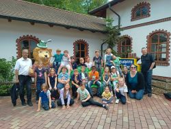 Bayernpark Erstkommunionkinder_2022.jpg